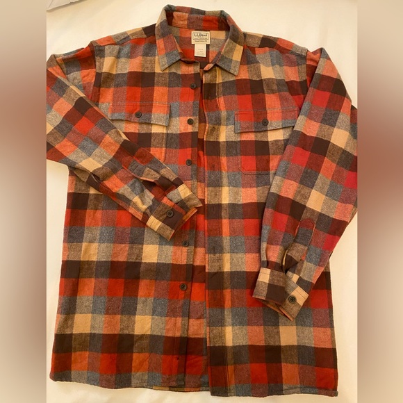 L.L. Bean Other - L.L.Bean Flannel Traditional Fit  (Chamois Fabric) Color: Apple Cinnamon